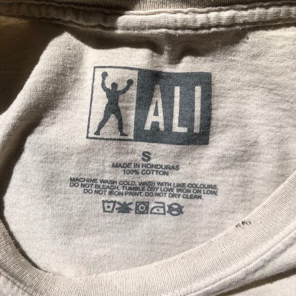 Muhammad Ali Knockout Punch The Rematch T-Shirt Crew Neck Off White Unisex Small - Picture 6 of 7